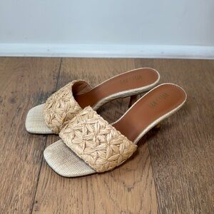 Mi.iM Raffia Sandal